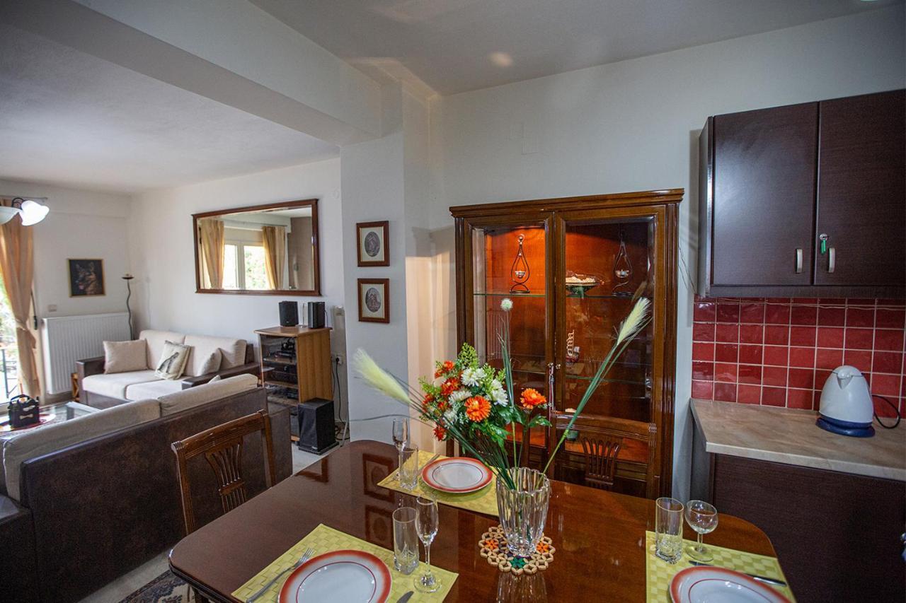 Chris Cozy Apartment Янина Екстериор снимка