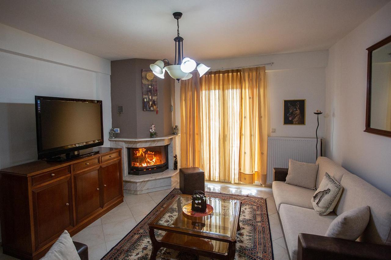 Chris Cozy Apartment Янина Екстериор снимка