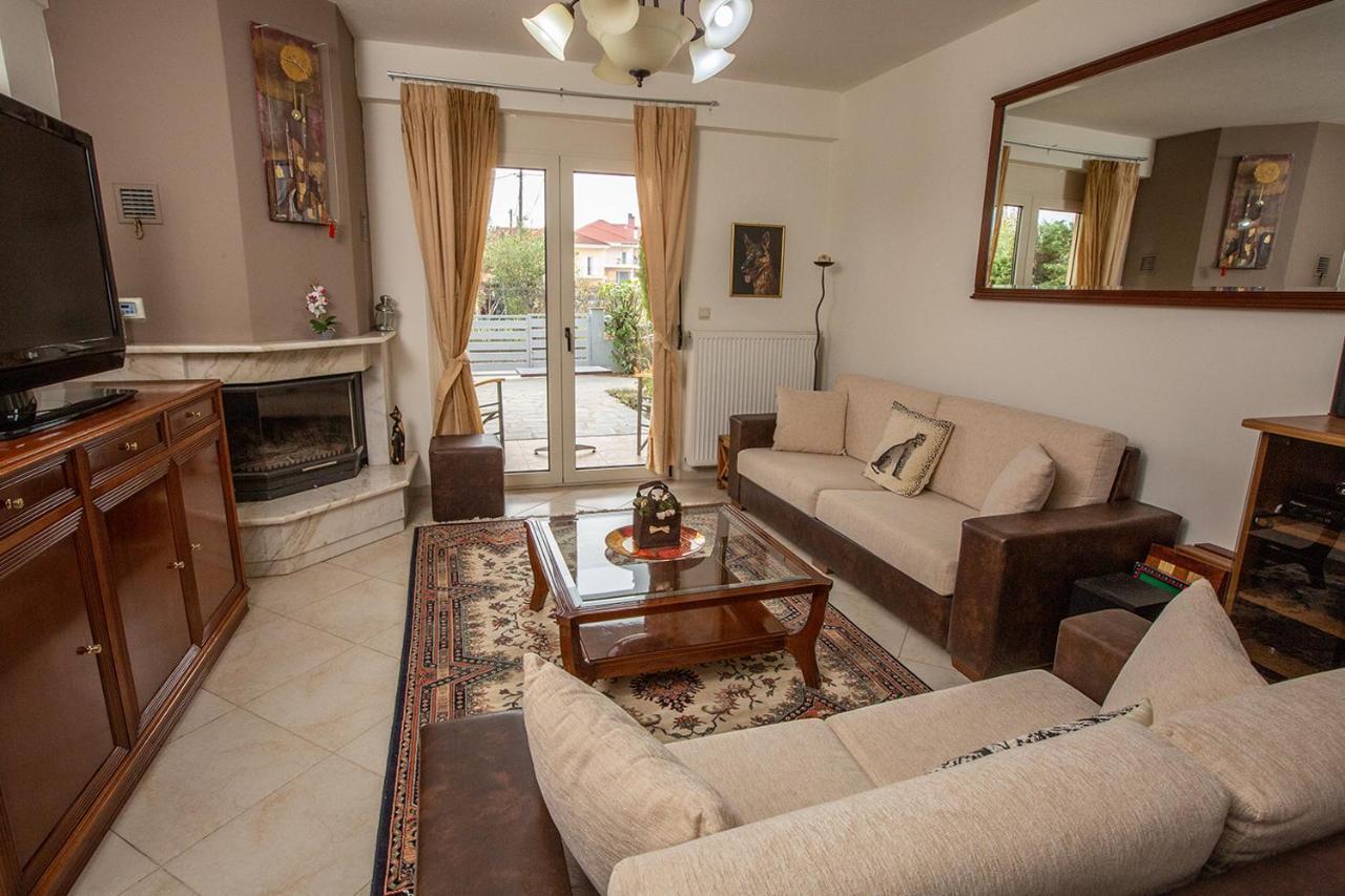 Chris Cozy Apartment Янина Екстериор снимка