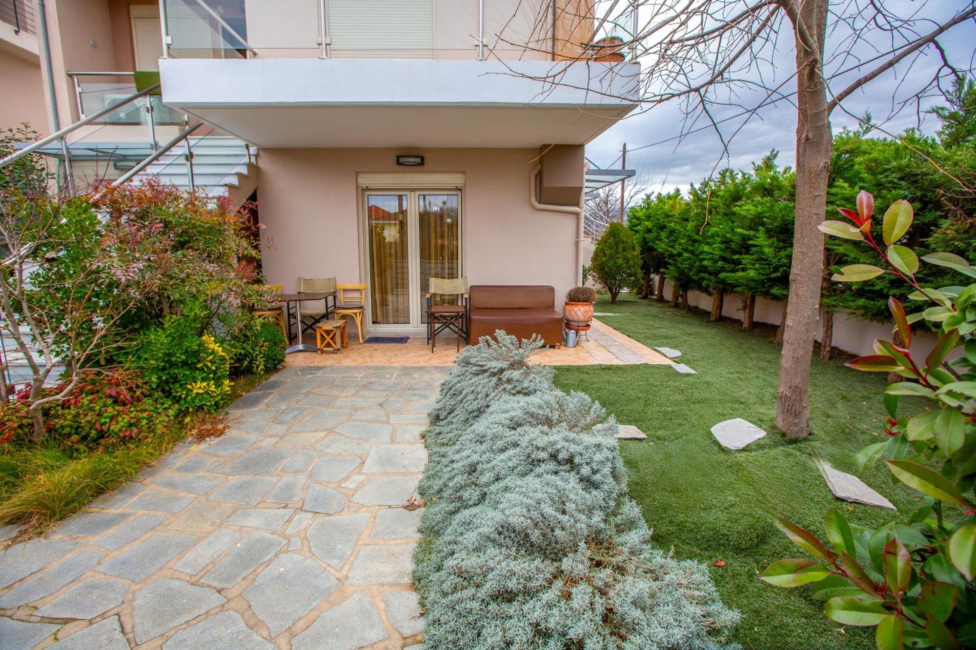 Chris Cozy Apartment Янина Екстериор снимка